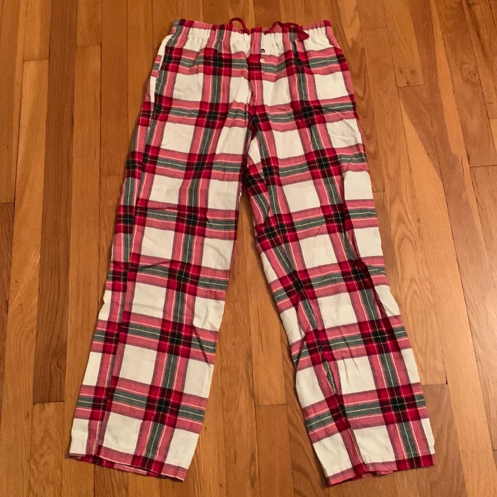 Women’s red plaid cotton flannel pajama pants